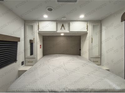 2026 Grand Design Transcend - Photo 6