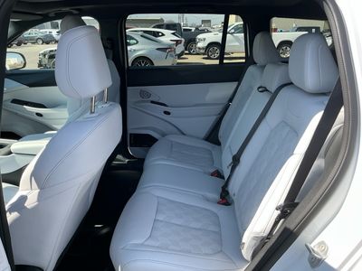 2026 Jeep Cherokee — photo 17 view