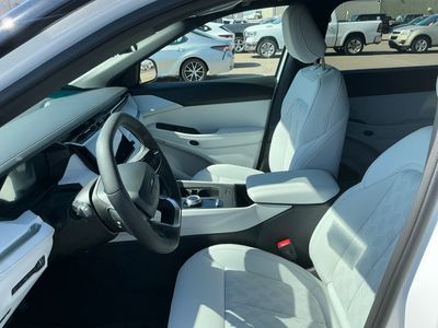 2026 Jeep Cherokee — photo 10 view