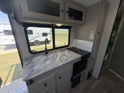 2025 Coachmen Apex Nano - Photo 11