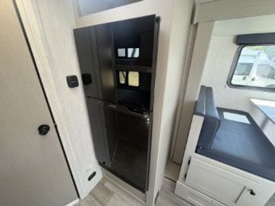 2025 Coachmen Apex Nano - Photo 16