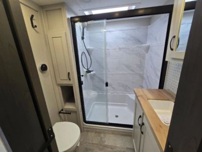 2025 Coachmen Brookstone - Photo 9