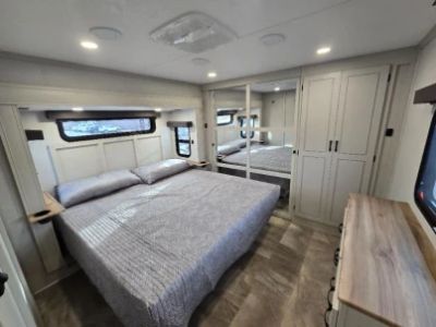 2025 Coachmen Brookstone - Photo 7