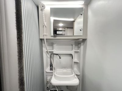 2023 Thor Motor Coach TELLARO - Photo 14