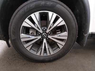 2023 Nissan Rogue — photo 10 view