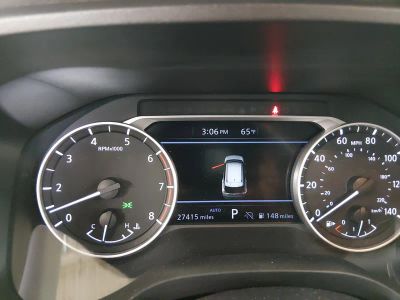 2023 Nissan Rogue — photo 14 view