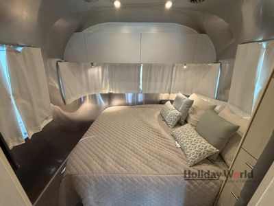 2025 Airstream Flying Cloud - Photo 20