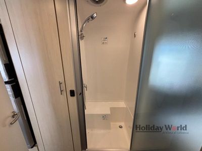 2025 Airstream Flying Cloud - Photo 18