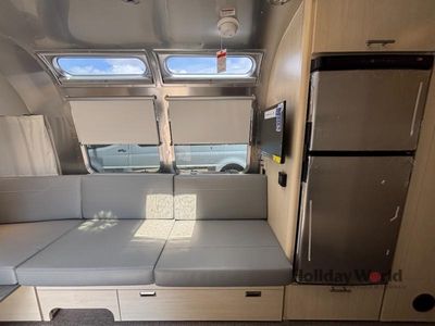 2025 Airstream Flying Cloud - Photo 10