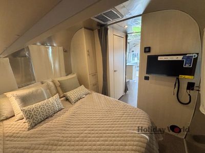 2025 Airstream Flying Cloud - Photo 21