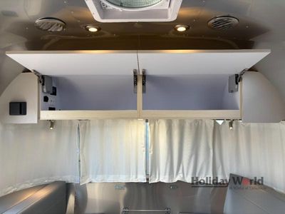 2025 Airstream Flying Cloud - Photo 9