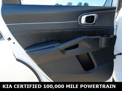 2023 Kia Sorento - Photo 23