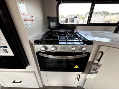 2026 Jayco Jay Flight SLX - Photo 14