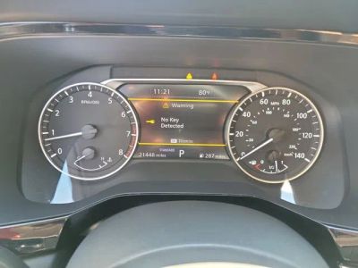2024 Nissan Pathfinder — photo 16 view