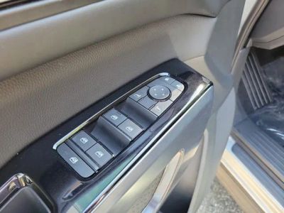 2024 Nissan Pathfinder — photo 8 view