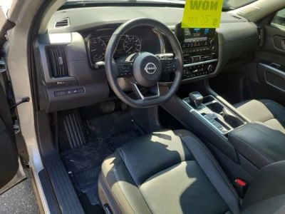 2024 Nissan Pathfinder — photo 9 view