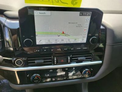 2024 Nissan Pathfinder — photo 17 view