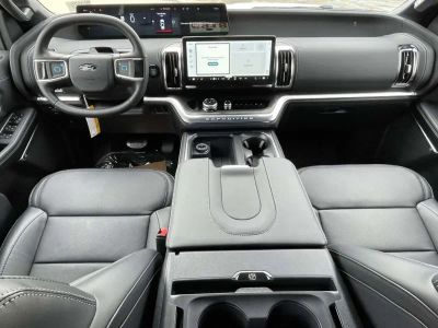 2026 Ford Expedition - Photo 10