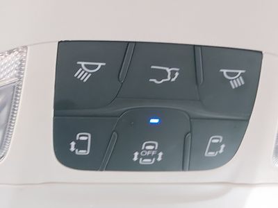 2024 Chrysler Pacifica — photo 21 view