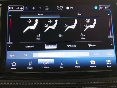 2024 Chrysler Pacifica — photo 18 view