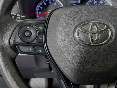 2019 Toyota RAV4 - Photo 15
