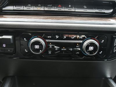 2023 Chevrolet Silverado 1500 - Photo 13