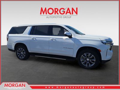2022 Chevrolet Suburban - Photo 2