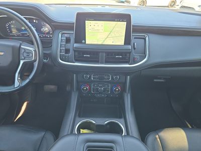 2022 Chevrolet Suburban - Photo 11