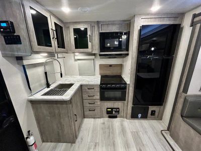 2023 Forest River Grand Surveyor - Photo 9