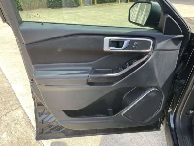 2020 Ford Explorer — photo 15 view