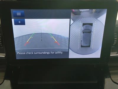 2023 Ford Explorer — photo 16 view