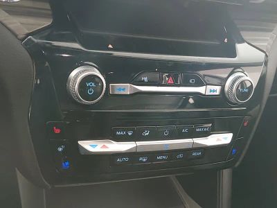 2023 Ford Explorer — photo 20 view