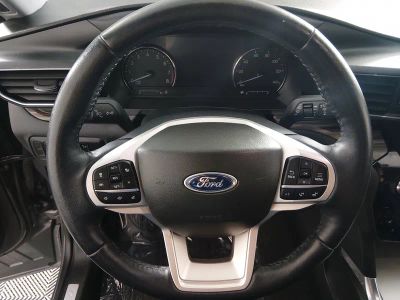 2023 Ford Explorer — photo 12 view