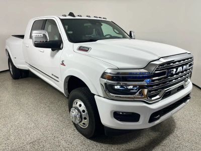 2026 RAM 3500 — interior view