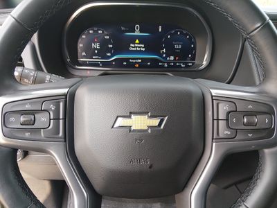 2024 Chevrolet Suburban - Photo 12