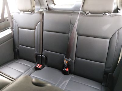 2024 Chevrolet Suburban - Photo 19