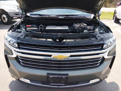 2024 Chevrolet Suburban - Photo 9