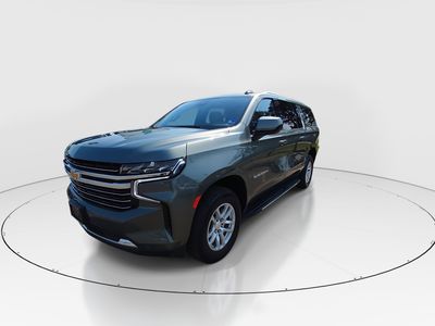 2024 Chevrolet Suburban - Photo 3