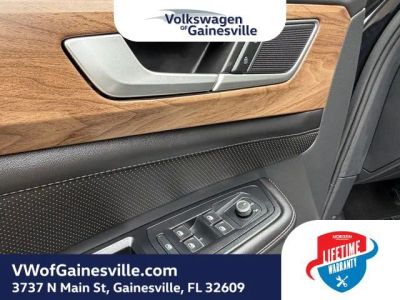 2024 Volkswagen Atlas — photo 19 view