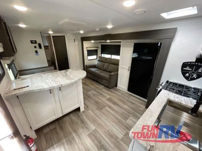 2025 Venture RV Stratus - Photo 9