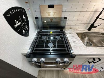 2025 Venture RV Stratus - Photo 12