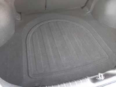 2025 Hyundai Elantra — photo 11 view