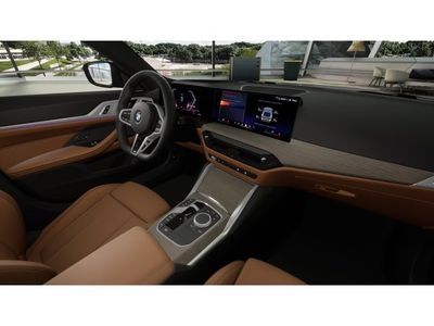 2026 BMW i4 - Photo 14
