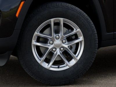 2026 Jeep Grand Cherokee — photo 8 view