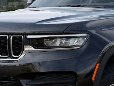 2026 Jeep Grand Cherokee — photo 10 view