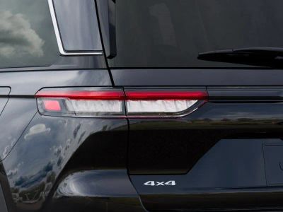 2026 Jeep Grand Cherokee — photo 9 view