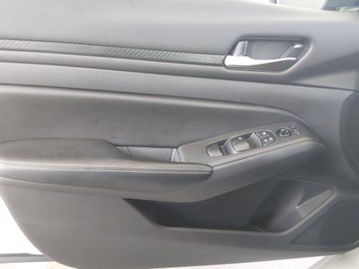 2025 Nissan Altima — photo 18 view