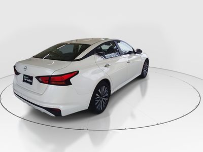 2025 Nissan Altima — photo 7 view