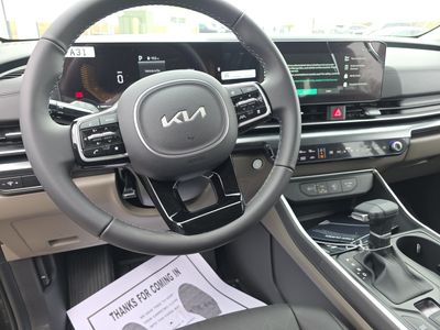 2026 Kia Carnival — photo 12 view
