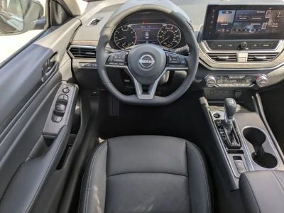 2026 Nissan Altima — photo 14 view